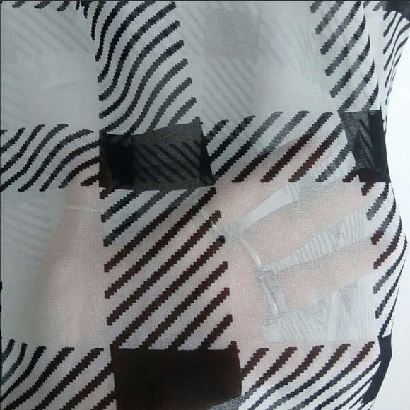 Banana Republic Sheer Checkered Blouse - Picture 4 of 5